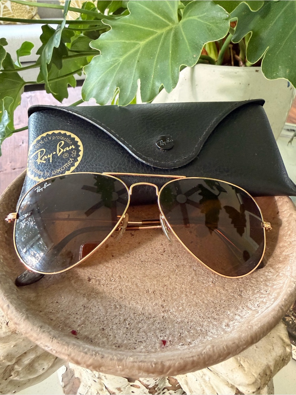 Ray-Ban Aviator unisex Sunglasses — Gold Frame, Brown Lenses - Picture 3 of 6